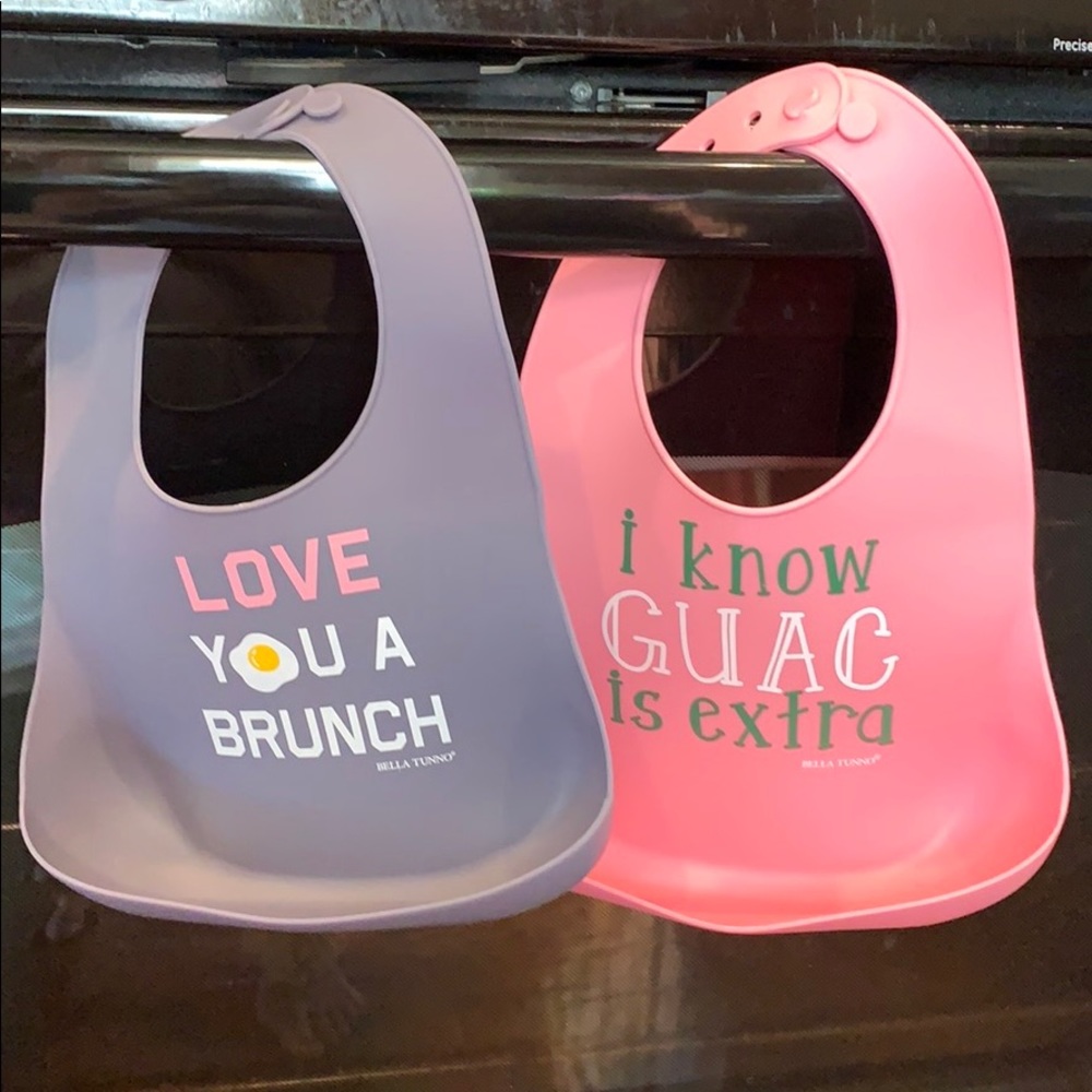 Bella Tunno bibs